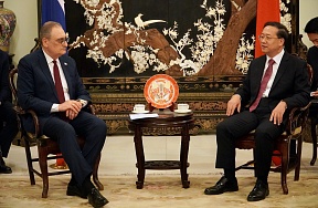 俄罗斯驻华大使莫尔古洛夫会见了中国外交部副部长马朝旭 俄罗斯驻华大使莫尔古洛夫会见了中国外交部副部长马朝旭