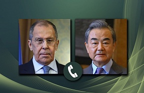 俄罗斯联邦外交部长谢尔盖•拉夫罗夫与中华人民共和国外交部长王毅通电话