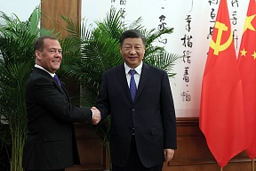 俄罗斯统一党主席梅德韦杰夫会见中国国家主席习近平 俄罗斯统一党主席梅德韦杰夫会见中国国家主席习近平