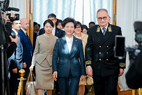 俄罗斯驻华大使馆隆重举办庆祝俄中建交75周年招待会 俄罗斯驻华大使馆隆重举办庆祝俄中建交75周年招待会